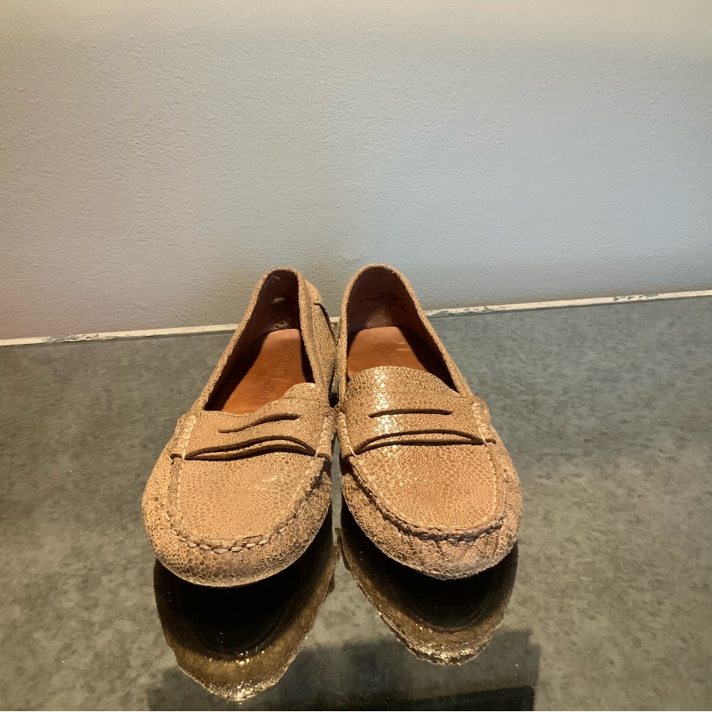 Gentle Souls Tan Loafers. - Picture 2 of 6